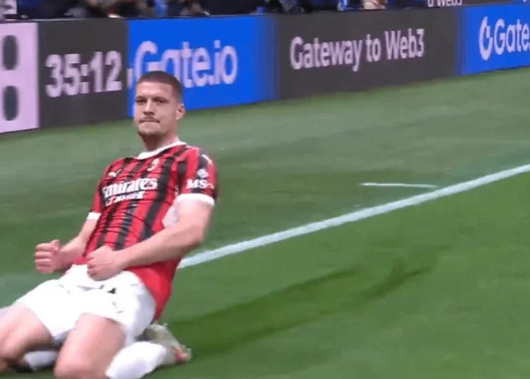 Το πιο αλλόκοτο συμβόλαιο στο ποδόσφαιρο το έχει ο Λούκα Γιόβιτς στη Μίλαν