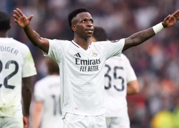 Σενάρια τέλος, ο Βινίσιους ανανεώνει στη Ρεάλ ως το 2030