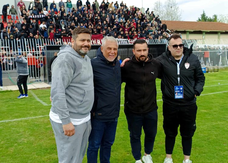 Παρελθόν από την ΑΕΛ Τσιμπανάκος, Στάθης και Παπακωνσταντίνου