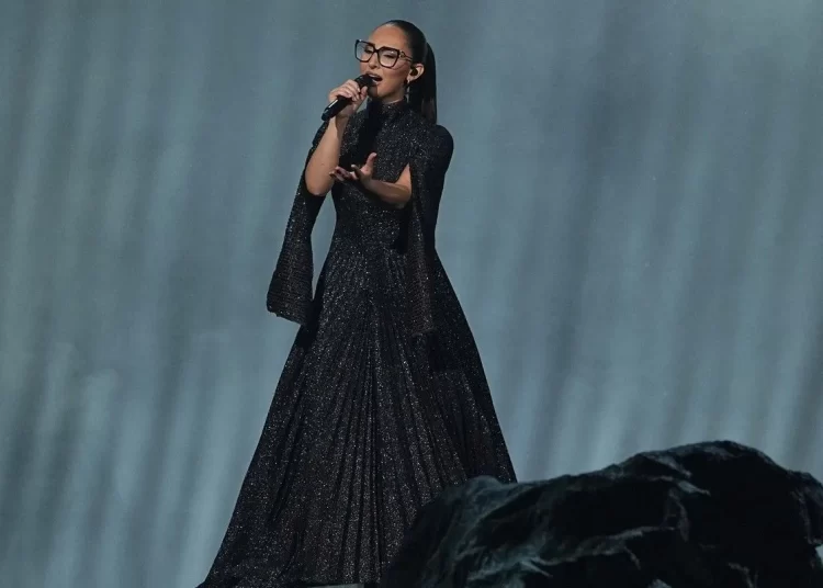 Eurovision: Στην έκτη θέση η Κλαυδία με την “Αστερομάτα”, νικήτρια η Αυστρία με τον τενόρο JJ