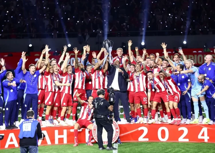 Ερυθρόλευκο πάρτι τίτλου: Ιδανική φιέστα για τον Ολυμπιακό με τεσσάρα στον ΠΑΟΚ