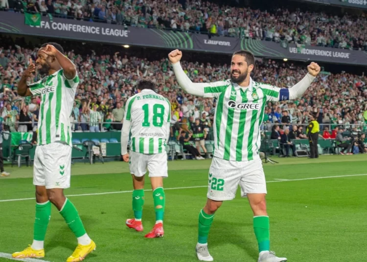 Με ειδικά στοιχήματα σε Europa και Conference League