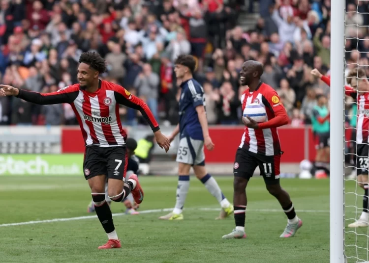  Είδε… αστεράκια η Γιουνάιτεντ, ήττα 4-3 από τη Μπρέντφορντ