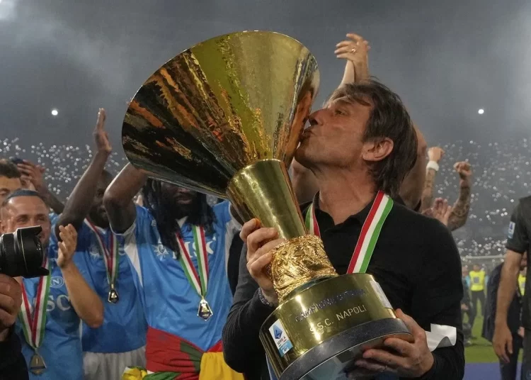 Κόντε: “Τρελή η πίεση πάνω μας, είναι δύσκολο να παίρνεις τίτλο με την Νάπολι”