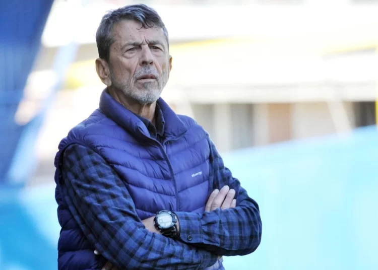 Ο Πετράκης άφησε ανοιχτό το μέλλον του στον Παναιτωλικό