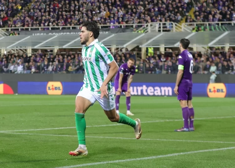 Η Μπέτις λύγισε τη Φιορεντίνα και πάει για το όνειρο στον τελικό με την Τσέλσι