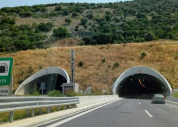 Κλείνουν από σήμερα έως και την Παρασκευή οι σήραγγες στην Κοιλάδα των Τεμπών