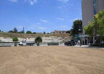 Δήμος Λαρισαίων: Αποκαλυπτική θέα προς το Α’ Αρχαίο Θέατρο