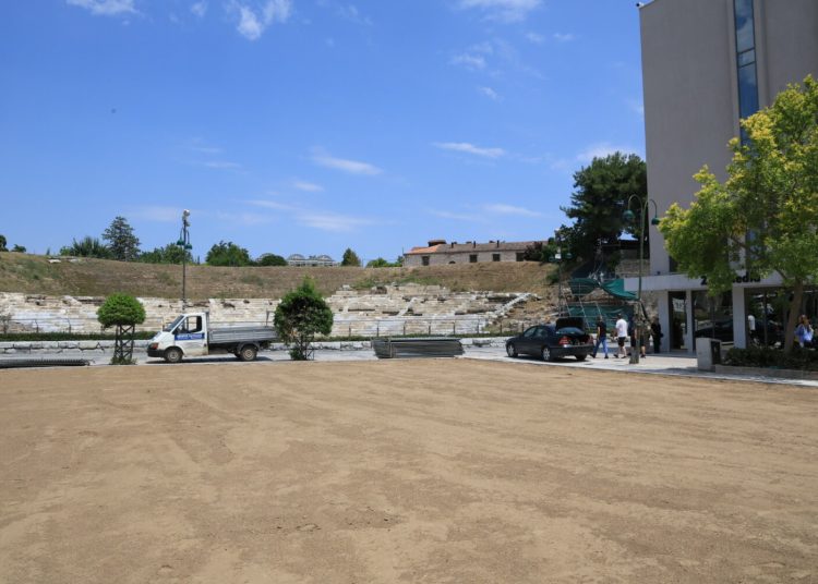 Δήμος Λαρισαίων: Αποκαλυπτική θέα προς το Α’ Αρχαίο Θέατρο