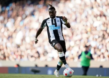 Ο Ολυμπιακός πλησιάζει στην απόκτηση του Σεν Μαξιμέν σύμφωνα με τους Άγγλους