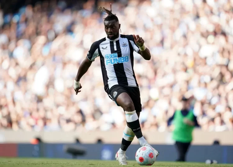 Ο Ολυμπιακός πλησιάζει στην απόκτηση του Σεν Μαξιμέν σύμφωνα με τους Άγγλους