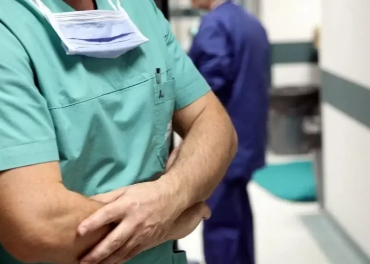  Καρδιοχειρουργός συνελήφθη στη Λάρισα ενώ έπαιρνε φακελάκι 2.500 ευρώ