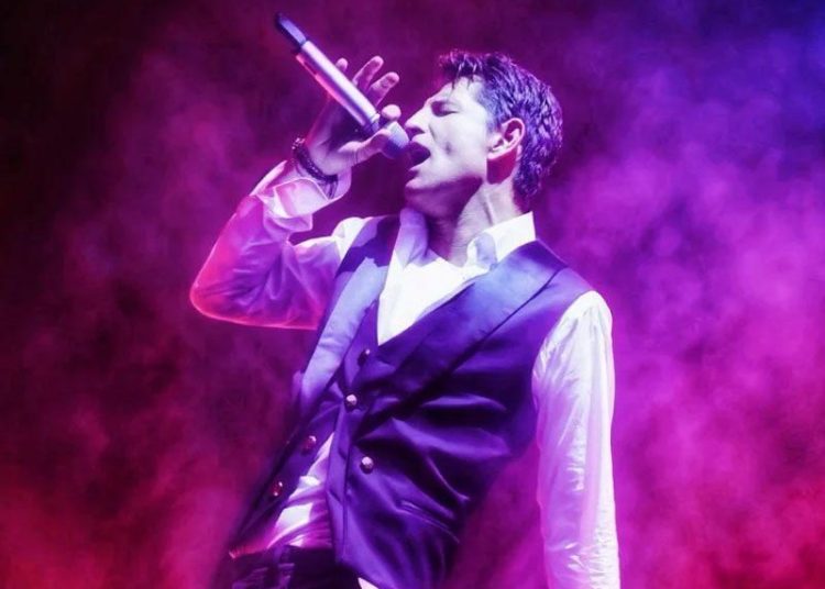 Με συναυλία του Σάκη Ρουβά τα σημερινά εγκαίνια του Larissa Coffee Show