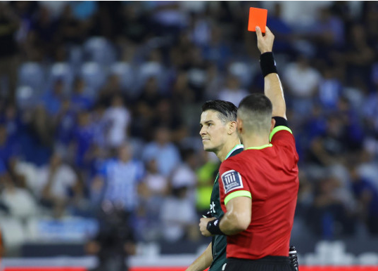 Πληρώνει η κόκκινη στο ντέρμπι “μίσους”