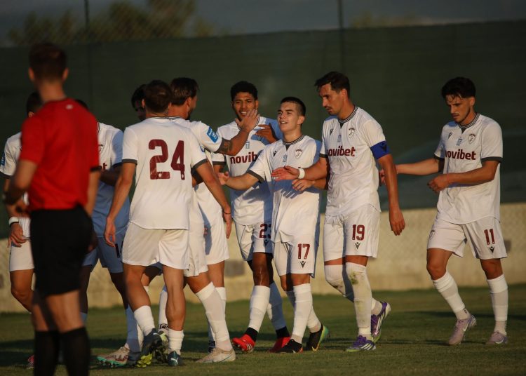 Νίκησε την Ελμπασάνι με γκολ του Δημηνίκου