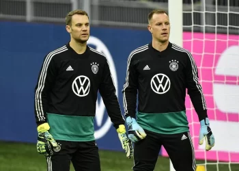 Πιθανή η επιστροφή του Μάνουελ Νόιερ στην εθνική Γερμανίας μετά τον τραυματισμό του Τερ Στέγκεν