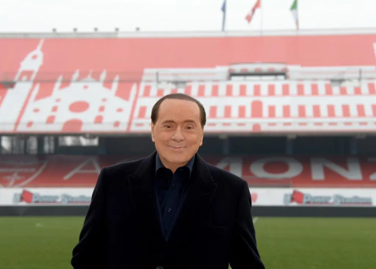 Η οικογένεια Μπερλουσκόνι πούλησε τη Μόντσα σε αμερικανικό fund