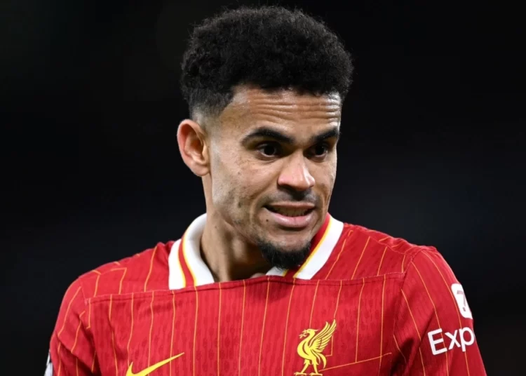 Οριστική συμφωνία Μπάγερν με Λίβερπουλ για Ντίας, στα 75 εκατ. ευρώ το deal