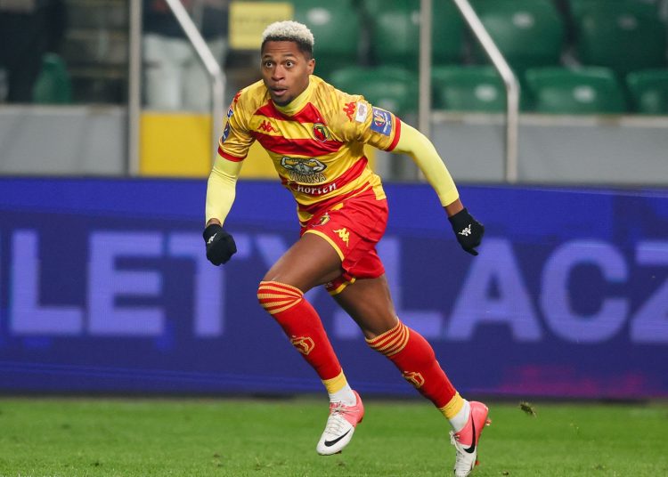 Παίρνει και Σεμέδο η ΑΕΛ