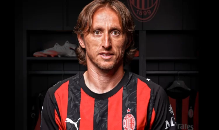 Επίσημα στη Μίλαν ο 39χρονος Μόντριτς
