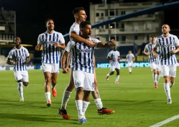 Ιδανικό ξεκίνημα για τον Ατρόμητο με διπλό στο Αγρίνιο