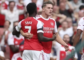 Η Άρσεναλ έκανε το 2Χ2 με πεντάρα κόντρα στην Λιντς 