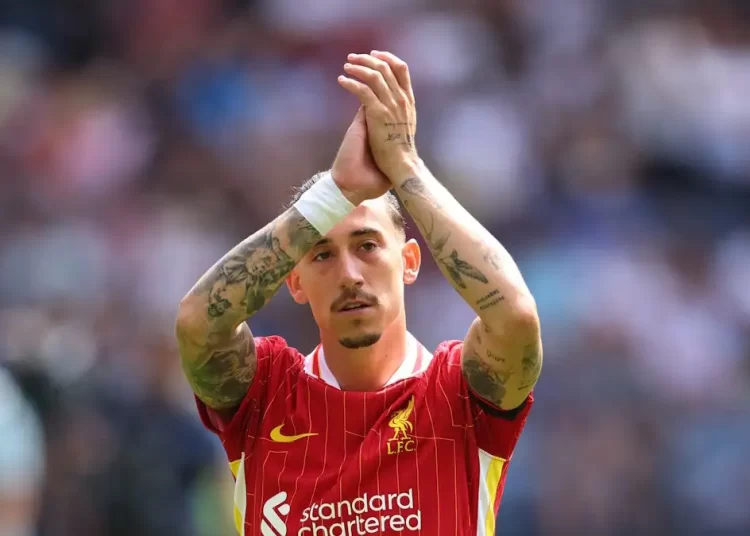 Ο Κώστας Τσιμίκας αποχωρεί από τη Λίβερπουλ