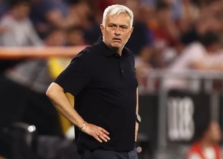 Τέλος ο Μουρίνιο από την Φενέρμπαχτσε