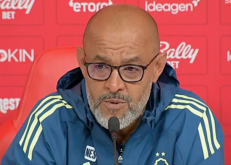 Στην πόρτα της εξόδου ο Νούνο: “Η σχέση μου με τον Βαγγέλη Μαρινάκη έχει αλλάξει, δεν είμαστε τόσο κοντά”