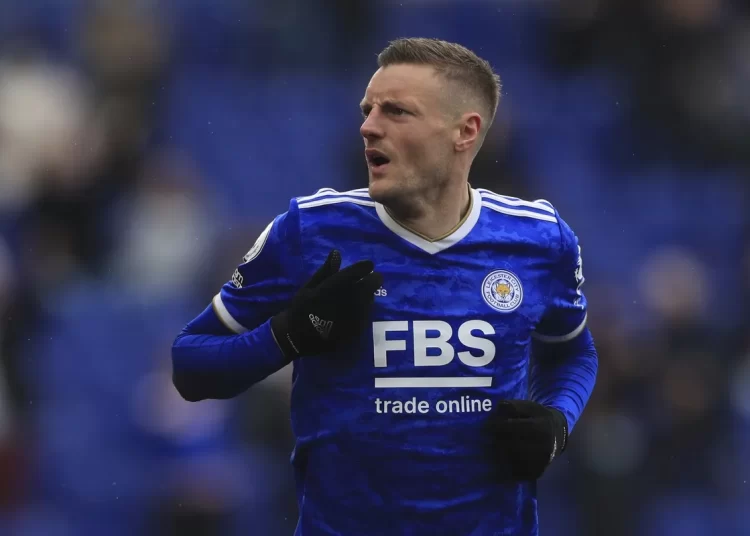 Η Κρεμονέζε πάει για το μεταγραφικό “μπαμ” με την απόκτηση του Τζέιμι Βάρντι