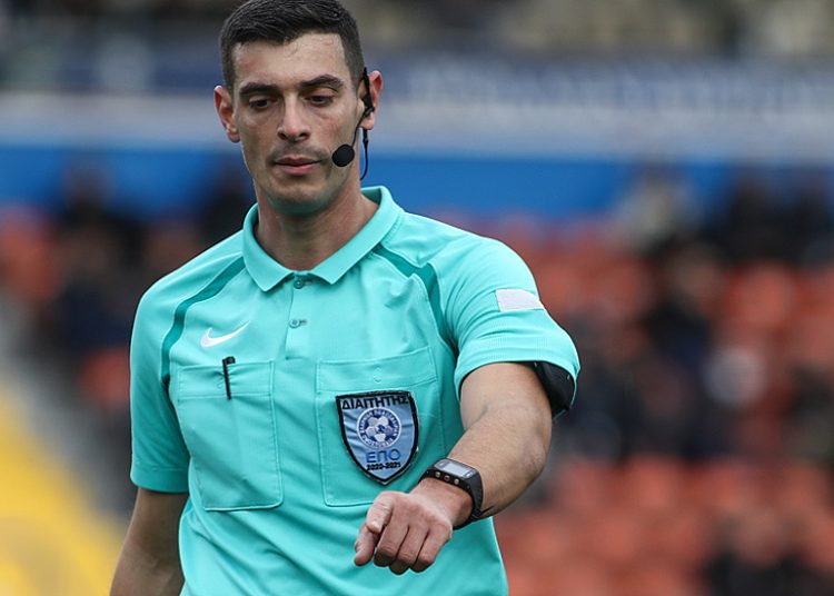 Ο Ματσούκας θα διευθύνει το Ατρόμητος-ΑΕΛ Novibet