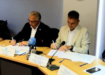 Στην Κύπρο κλιμάκιο της ΔΕΥΑΛ με επικεφαλής τον Θ. Μαμάκο – Υπεγράφη μνημόνιο συνεργασίας με τον ΕΟΑ Λεμεσού