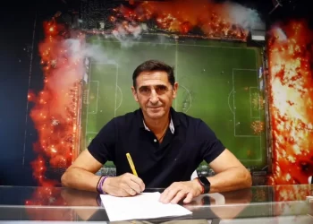 Ο Μανόλο Χιμένεθ νέος προπονητής του Άρη