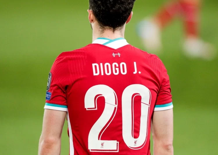 Ο Σλοτ επιβεβαίωσε τη συγκινητική κίνηση της Λίβερπουλ με τον μισθό του Ζότα