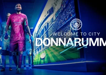 Επίσημη η «βόμβα» Ντοναρούμα στη Μάντσεστερ Σίτι