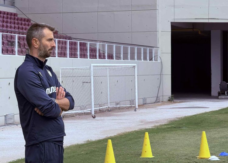 Πρώτη προπόνηση για Μαλεζά στην ΑΕΛ