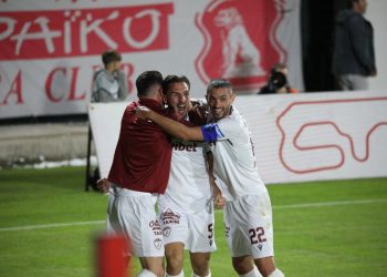 Παρέλαση στις Σέρρες για την ΑΕΛ Νovibet – Πρώτη νίκη (0-2) στη Super League