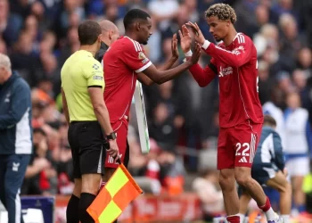 Κορυφαίες ομάδες της Πρέμιερ λιγκ συζητούν για αύξηση των αλλαγών στα ματς