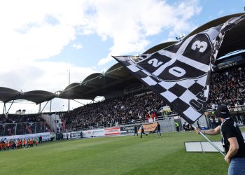 Γλίτωσε στο… παρά ένα την αφαίρεση τριών βαθμών ο ΟΦΗ