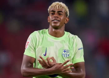 Αποκαλύψεις για τη συμπεριφορά του πατέρα Γιαμάλ: «Έχει υπερβολικές απαιτήσεις και ζητά από την Μπαρτσελόνα ιδιωτικά τζετ»