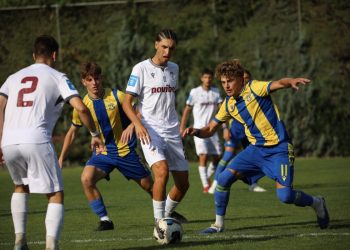 Κεκλεισμένων των θυρών το παιχνίδι της ΑΕΛ Κ19