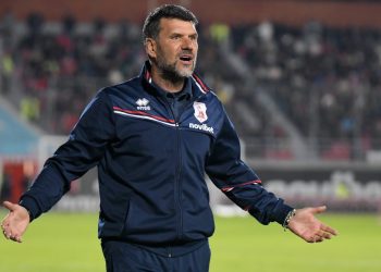 Παρελθόν από τον Πανσερραϊκό ο Μπάτσι