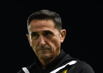 Υπό ασφυκτική πίεση στον Αρη ο Χιμένεθ