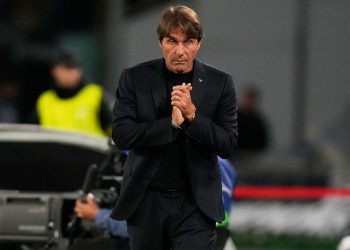 Η άγρια κατσάδα του Κόντε στους παίκτες της Νάπολι έφερε κρίσιμο κορυφής με τον Ντε Λαουρέντις