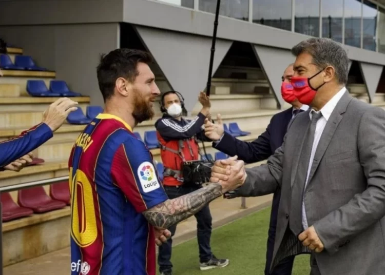Ο Λαπόρτα «τελείωσε» τα όποια σενάρια επιστροφής του Μέσι στην Μπαρτσελόνα