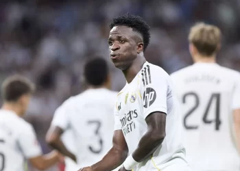 Η Τσέλσι πάει για την «βόμβα» με Βινίσιους