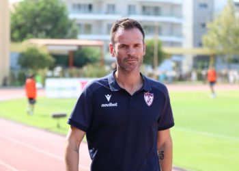 Και… επίσημο το διαζύγιο ΠΑΕ ΑΕΛ-Βαγγέλη Νάστου