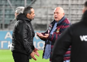 Νέο «χτύπημα» Μπέου κατά διαιτησίας – «Πόσο ακόμα θα αντέξουμε την κατάφωρη αδικία;»