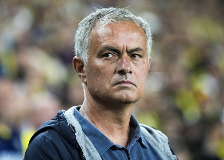 Ο Μουρίνιο ρωτήθηκε για το σενάριο επιστροφής του στην Ρεάλ και έδωσε αφοπλιστική απάντηση