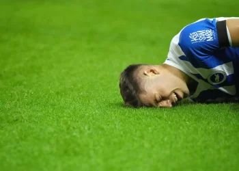 Επιβεβαιώθηκαν οι φόβοι: Ρήξη χιαστού ο Τζίμας που χάνει όλη τη σεζόν